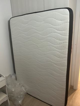 Colchón seminuevo 135 x 190cm