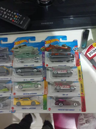 Hotwheels Lote 2026 Caja A y B
