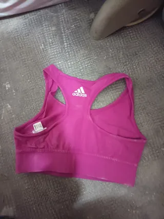 Top deportivo Adidas niña rosa