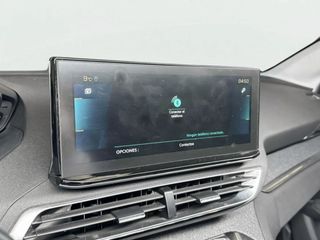 Peugeot 3008 225 e-EAT8 Allure