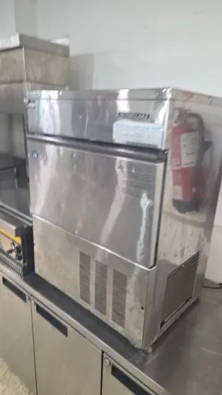 Máquina de hielo cubitos