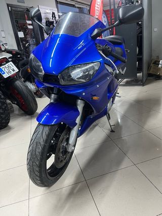 Yamaha R6