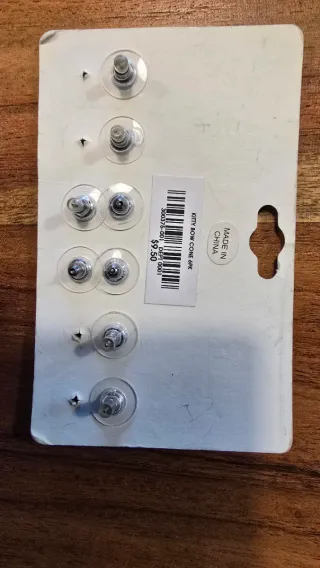 Pendientes Hot Topic 4 pares