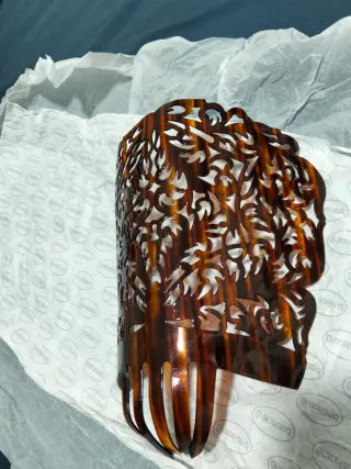 Peineta Mantilla Carey Marrón