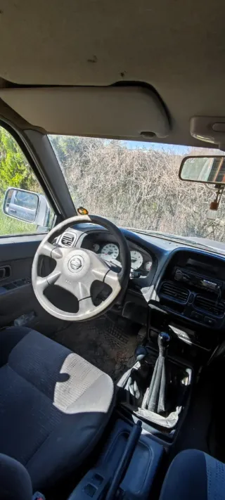 Nissan Navara 2002