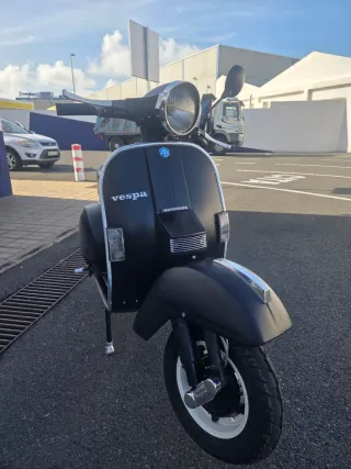 Vespa PX IRIS 200CC Scooter