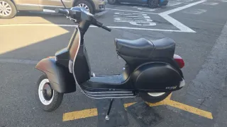Vespa PX IRIS 200CC Scooter