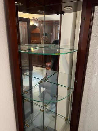 Vitrina de madera maciza