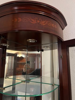 Vitrina de madera maciza