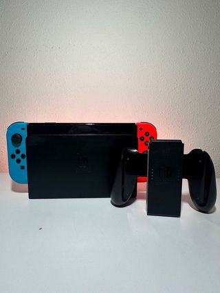 Nintendo Switch OLED + Accessori