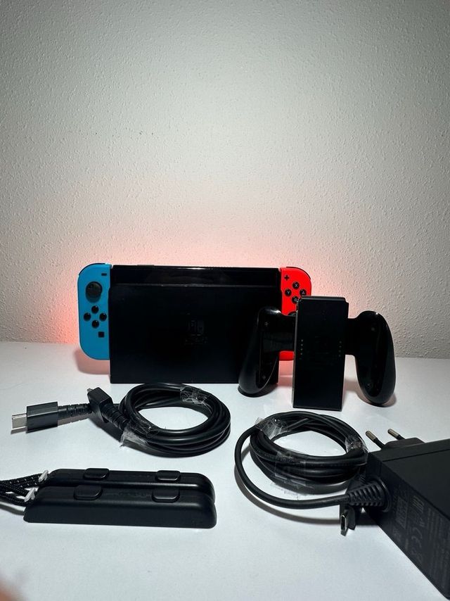 Nintendo Switch OLED + Accesorios