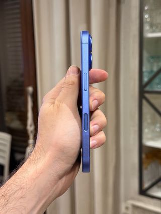 iPhone 16 128GB Azul impecable