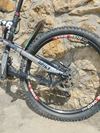 Bicicleta Enduro Lapierre Spicy 516