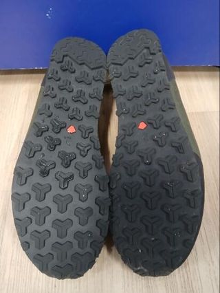 Zapatillas de montaña y trekking Hombre Quechua Arpenaz