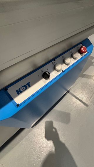 Escuadradora KDT KS 132-K