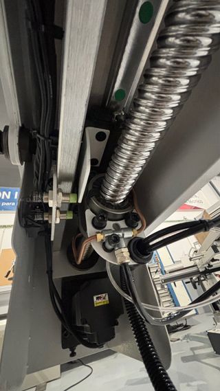 Escuadradora KDT KS 132-K