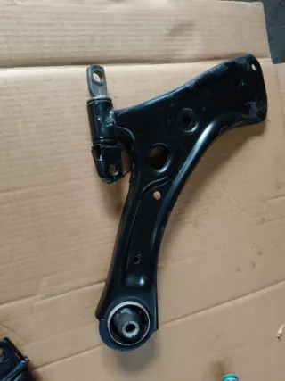 Brazos Suspensión BYD Seal U Dm-i