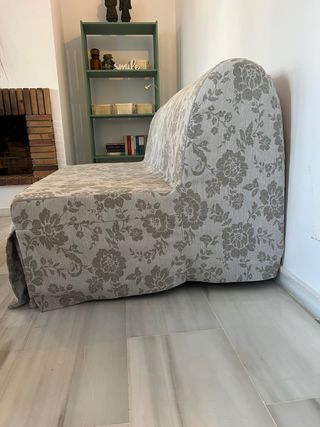 Sofá Cama Ikea 1.40x 1.88  con Funda