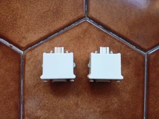 2x Wii Remote + Motion Plus + Nunchuk