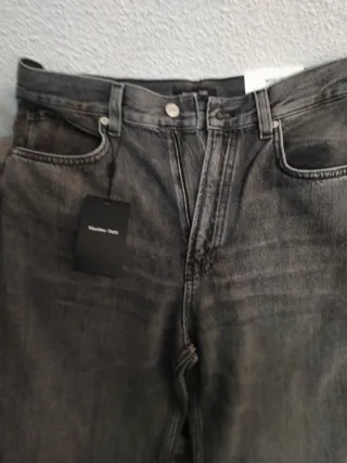 Pantalones vaqueros grises