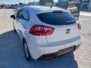 KIA Rio 1.2 85 CV 2015
