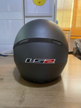 Casco de moto LS2 gris