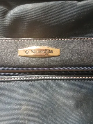 Maleta de viaje para trajes