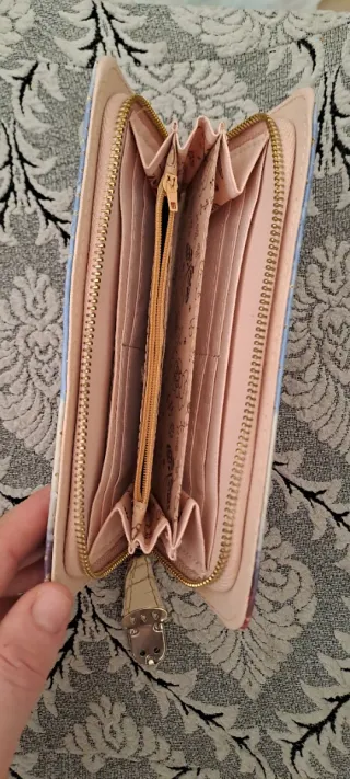 Portafoglio donna con Torre Eiffel e stelle