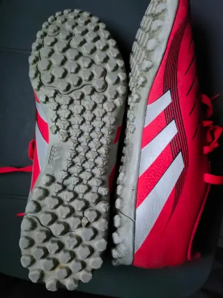 Botas de fútbol multitaco Adidas Predator Talla 38