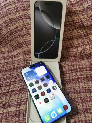 iPhone 16 Pro Max Plata