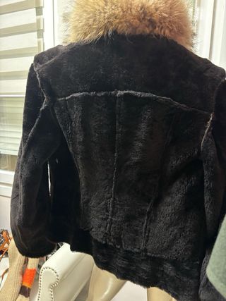 Cazadora Piel Marrón Talla L con Cuello Pelo