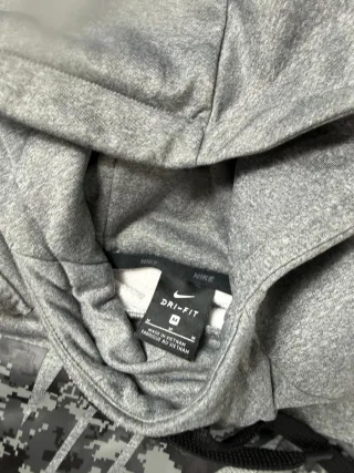 ¡¡OFERTA!! Talla M Sudadera Nike Gris Dri Fit