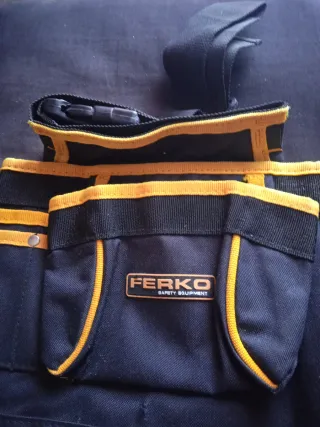 Bolsa portaherramientas Ferko sin usar