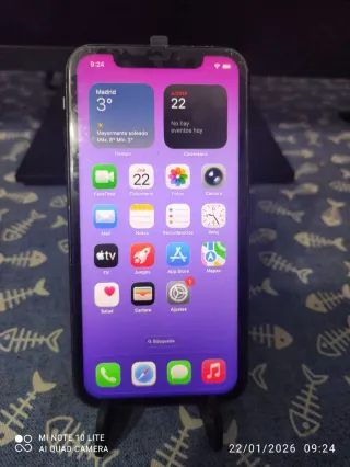 iPhone 11 128GB Morado + Cargador Magnético