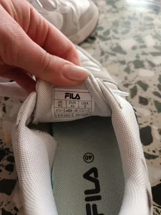 Zapatillas Fila Mujer Blancas y Azules