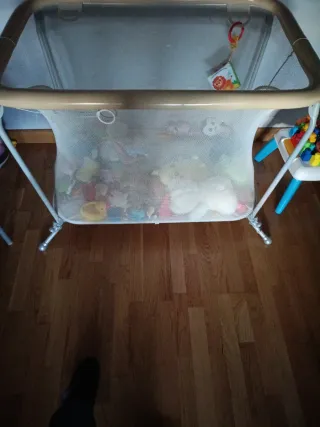 Parco giochi per bambini urgente