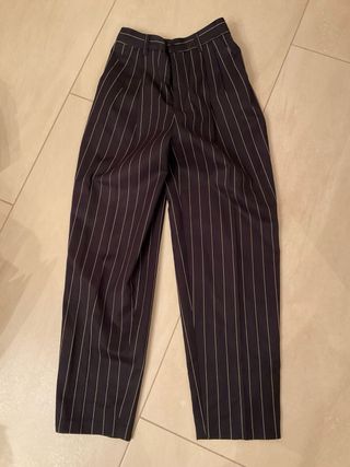 Pantaloni eleganti a righe