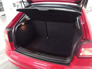 Audi A3 2.0 TDI 140 CV CON PAQUETE SLINE