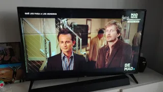 TV LG 49 49UJ630V Dañada