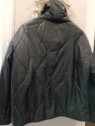 Cazadora Piel Mango Acolchada Negra