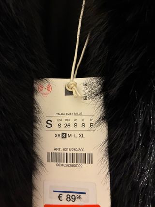Abrigo pelo negro Zara Talla S