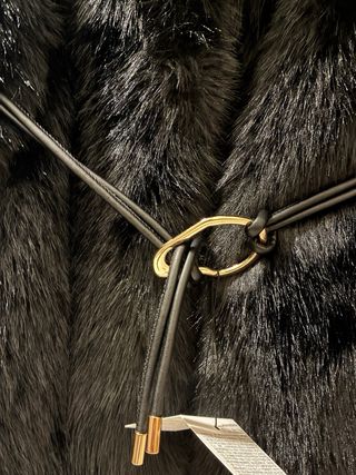 Abrigo pelo negro Zara Talla S