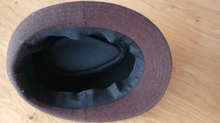 Sombrero de fieltro marrón/morado