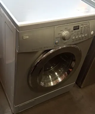 Lavadora secadora LG Direct Drive averiada casi re