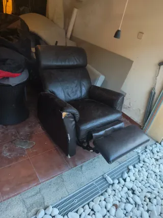 Sofá piel reclinable y balancín