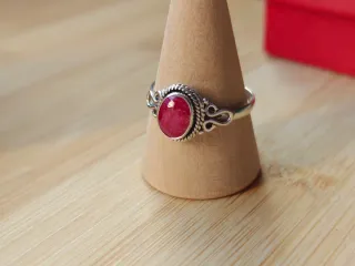 Anillo Plata y Rubí Ovalado TALLA  17