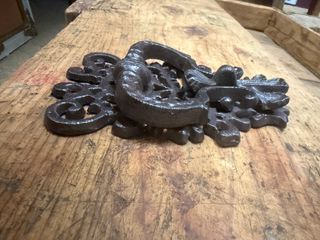 Aldaba picaporte llamador hierro forjado