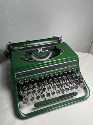Máquina de escribir Hispano Olivetti Studio 46