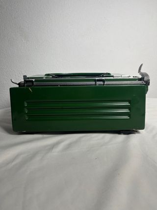 Máquina de escribir Hispano Olivetti Studio 46