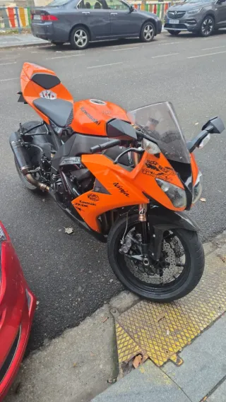 Kawasaki ZX10R AÑO 2010